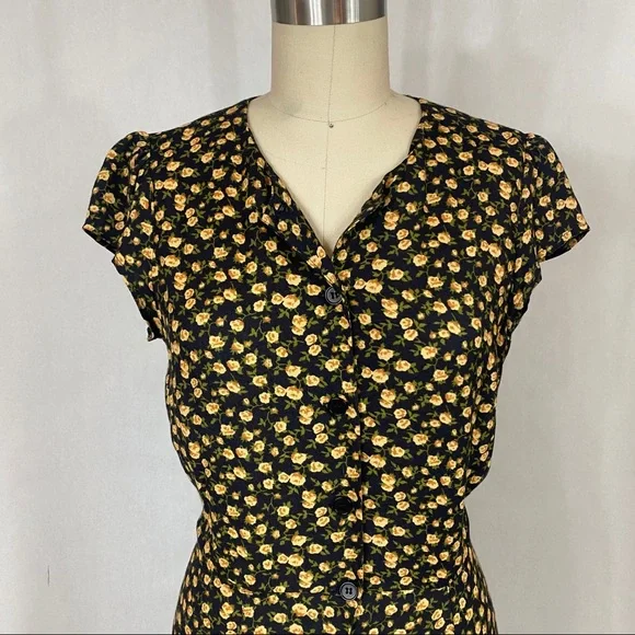 Reformation black dress with yellow and green small floral pattern - Picture 3 of 6